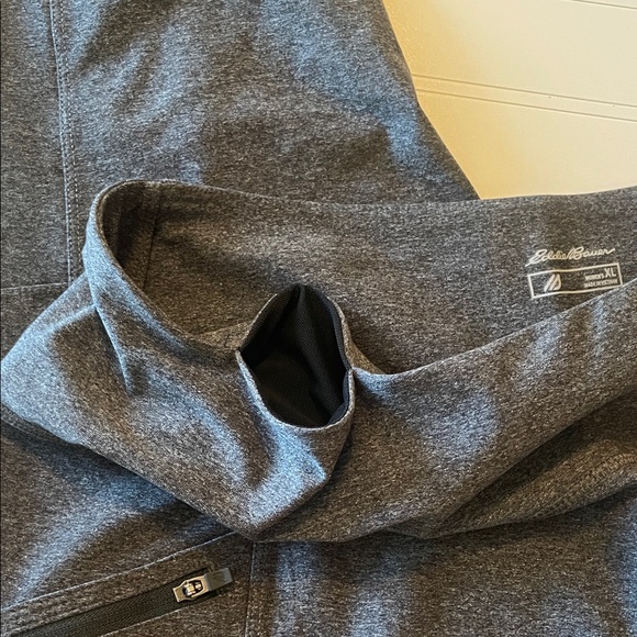 Eddie Bauer Dark Gray Women's Pants XL Straight Leg Zippered Side Pockets - Picture 9 of 9